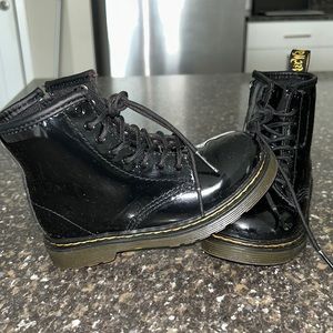 Dr. Martens | US 10 Girls (kids)